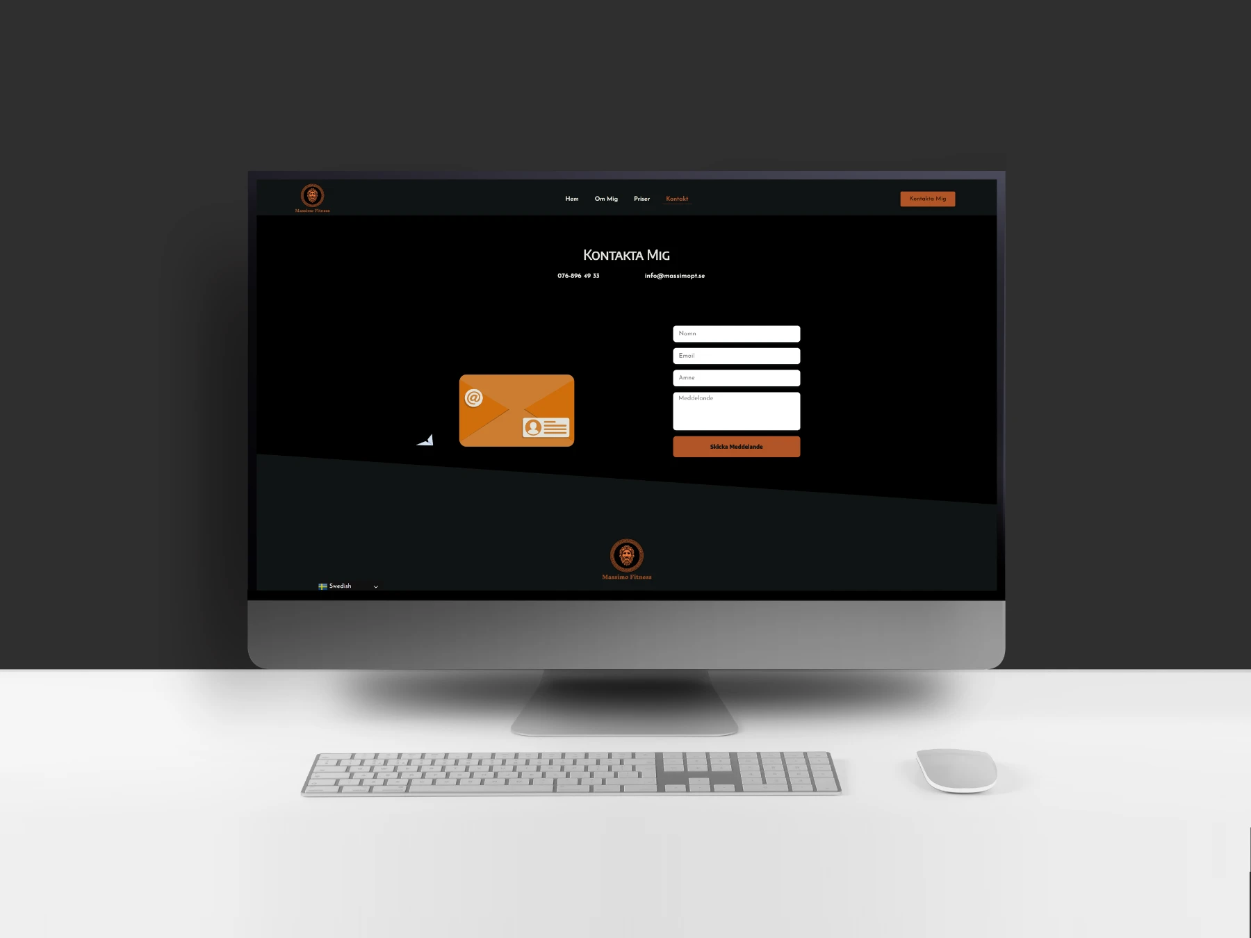En bild på en datorskärm som står på ett bord mot en svart bakgrund. På datorskärmen finns Massimopt's kontaktformulär med orangea detaljer.
